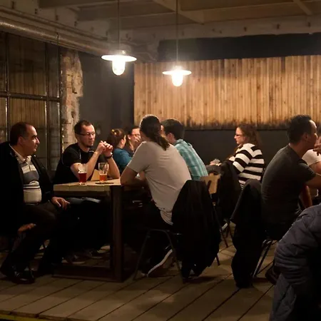 Ferienwohnung Bed'N'Beer Budapest Exterior foto